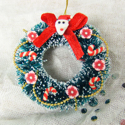 Tradition Christmas Wreath - 1" scale dollhouse or Room Box